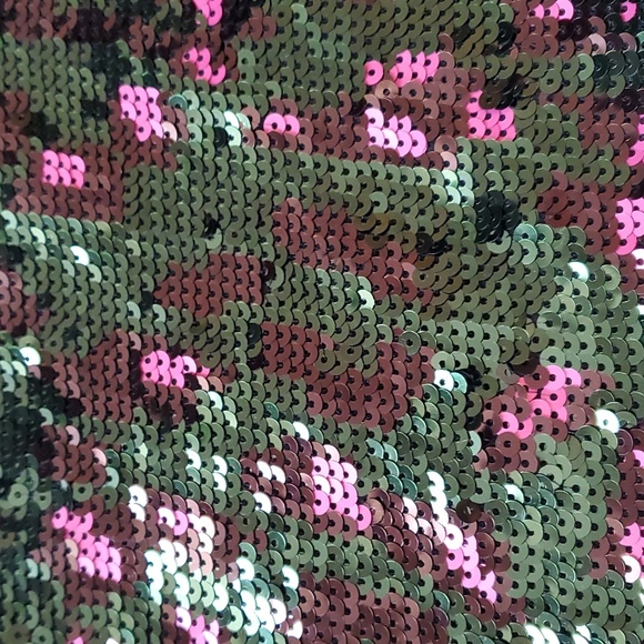 BCBG MAXAZRIA sequin and silk oversized top - Picture 4 of 13